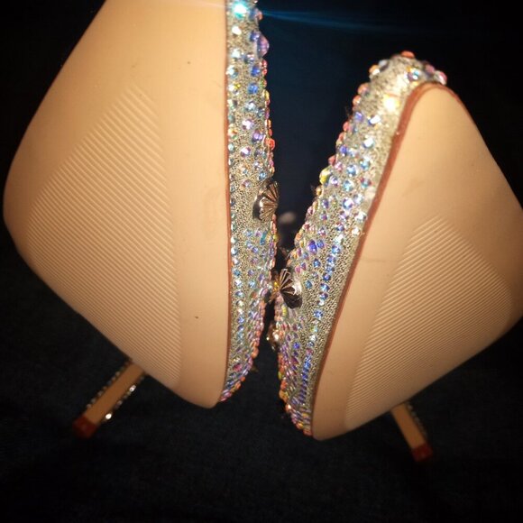 AZALEA WANG " AMBUSHED GEMS " GOLD EMBELLISHED PUMP(BRAND NEW !!!!!!!!!!!!!!! - Picture 7 of 8